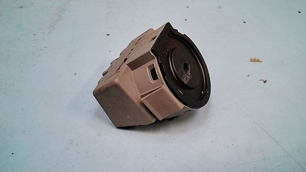 serrure de volant de direction (milieu ) FORD FOCUS II Station Wagon (DA_, FFS, DS)