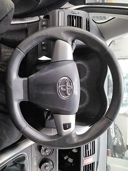 Rat (airbag medfølger ikke) TOYOTA AURIS (_E15_)