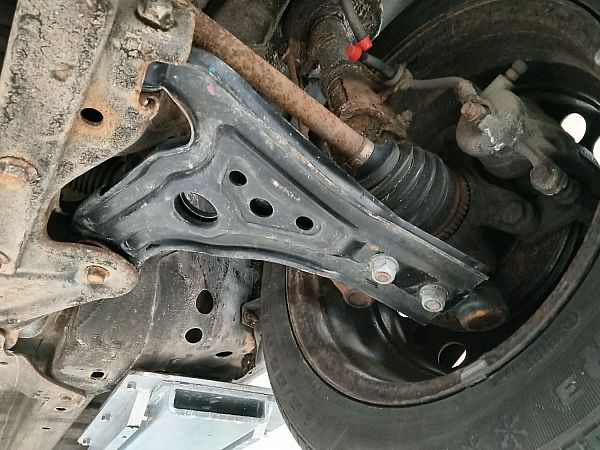 Bærearm forrest nederst CHEVROLET AVEO / KALOS Hatchback (T250, T255)