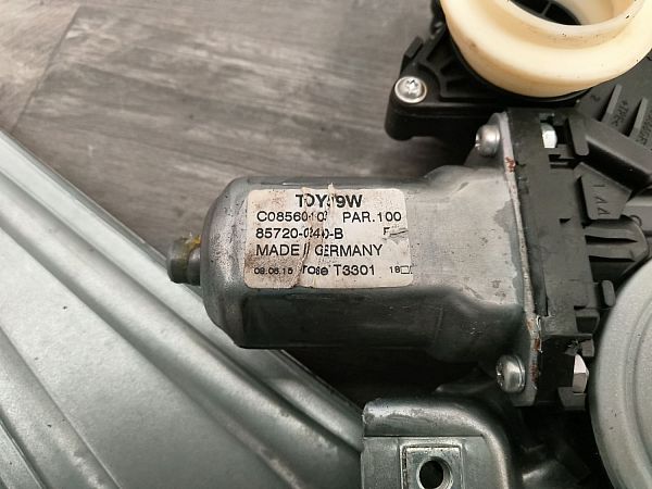 Ruderegulator TOYOTA AURIS (_E18_)