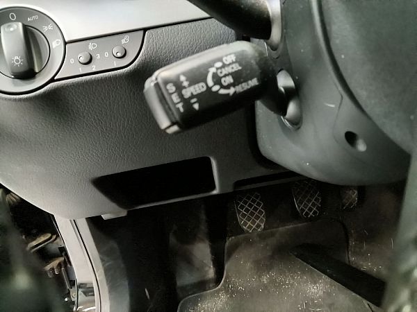 Tempomat – przełącznik AUDI A4 Avant (8ED, B7)