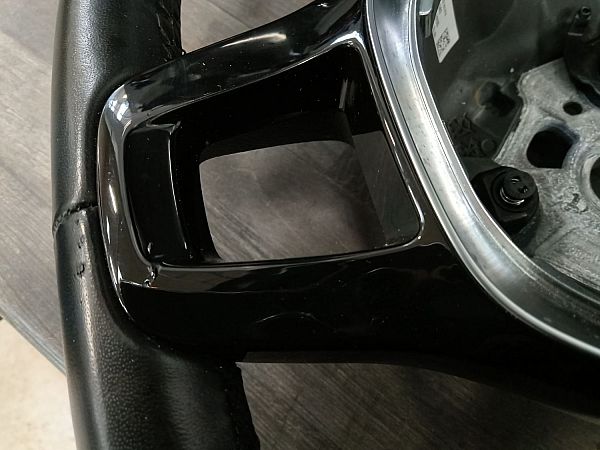 Ratt - (airbag medfølger ikke) VW TOURAN (5T1)