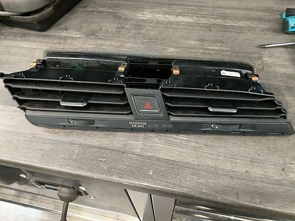 Friskluft dyse VW TOURAN (5T1)