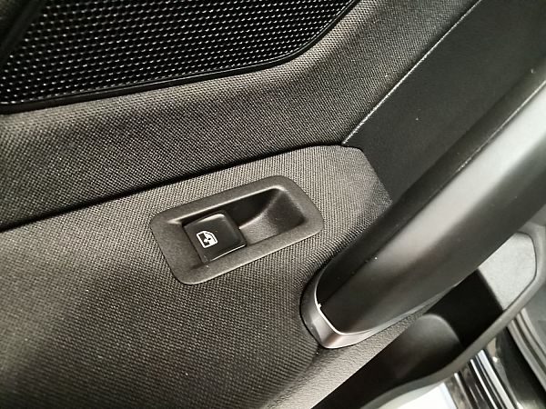 Bryter vindusheis VW TOURAN (5T1)