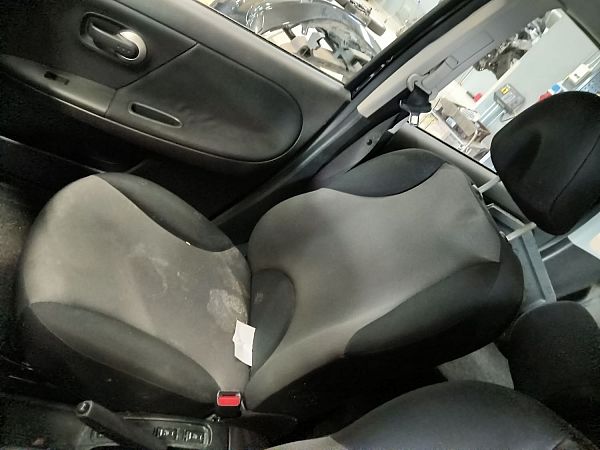 Forseter 4 dørs NISSAN NOTE (E11, NE11)