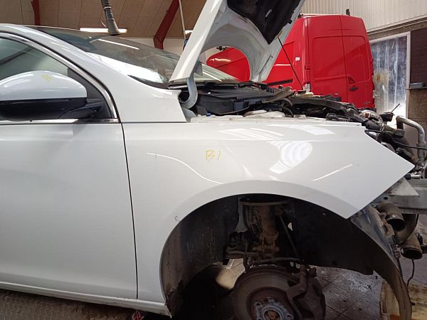 Forskærm højre PEUGEOT 308 SW II (LC_, LJ_, LR_, LX_, L4_)