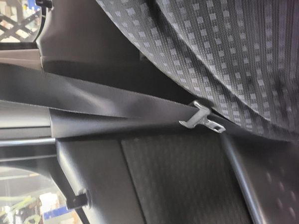 Seat belts - front TOYOTA YARIS VERSO / FUN CARGO (_P2_)
