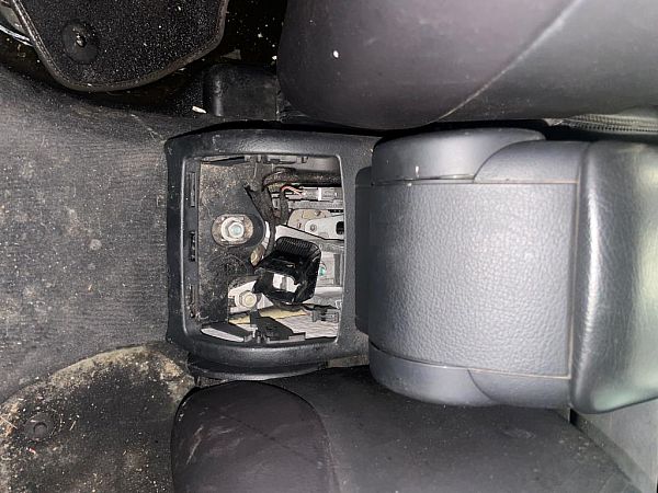 accoudoirs AUDI A4 Avant (8ED, B7)