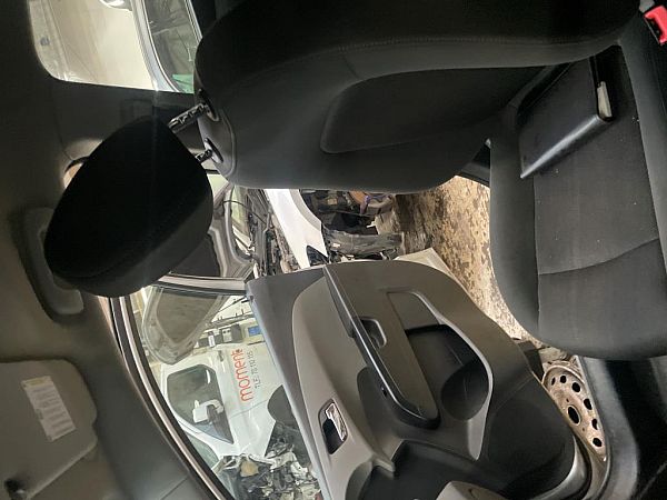 sièges avant 4 portes CHEVROLET AVEO Hatchback (T300)