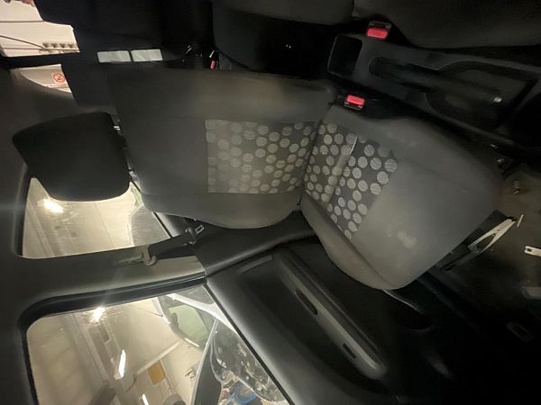 sièges avant 4 portes SUZUKI SPLASH (EX)