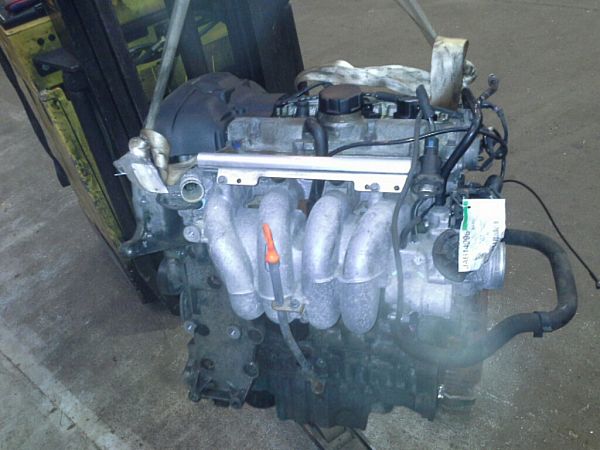 Engine VOLVO S40 I (644)