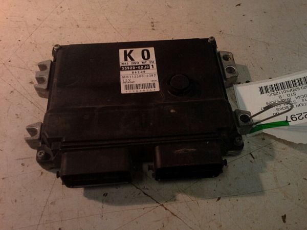 Motorsteuergerät (ECU) SUZUKI SWIFT III (MZ, EZ)