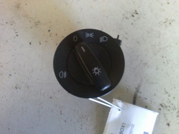 Bryter lys VW TOURAN (1T1, 1T2)