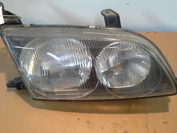 Front light TOYOTA PICNIC (_XM1_)