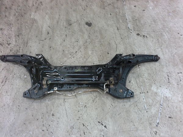 MR961172 : Subframe en Vooras kompleet - Autoparts24