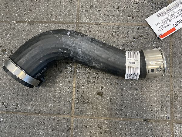 turbo / Intercooler hose / pipe KIA CEED (CD)