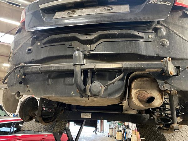 Brugt Ford Fiesta anhængertræk | Autoparts24