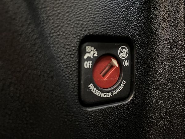 Airbag relais CITROËN C3 III (SX)