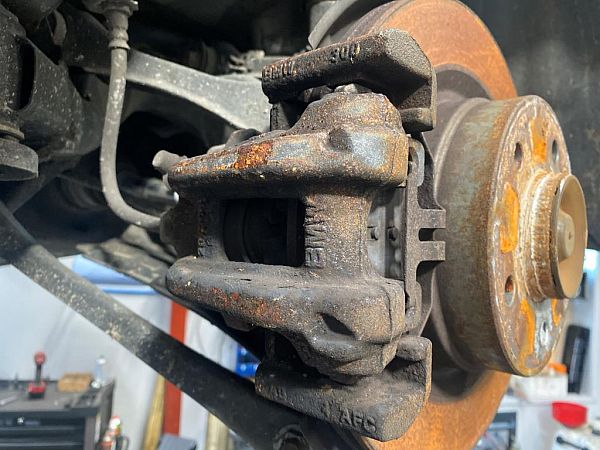 Bremsekaliber holder / bremseåg BMW 3 (F30, F80)