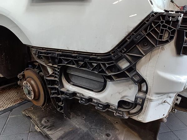 Bumper corner VW PASSAT Estate (3G5, CB5)