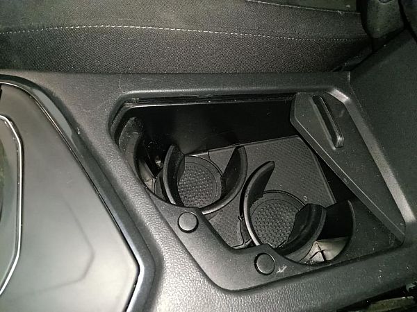 Cup holder VW TIGUAN (AD1)