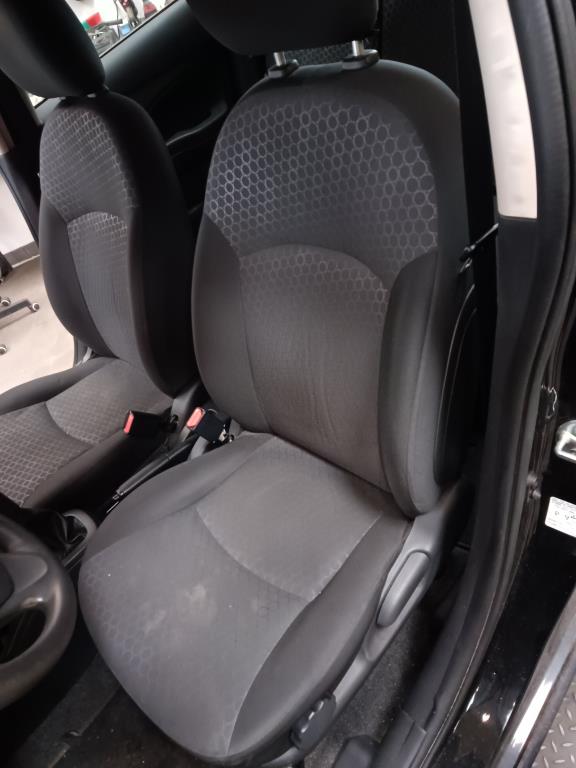 sièges avant 4 portes MITSUBISHI MIRAGE / SPACE STAR Hatchback (A0_A)
