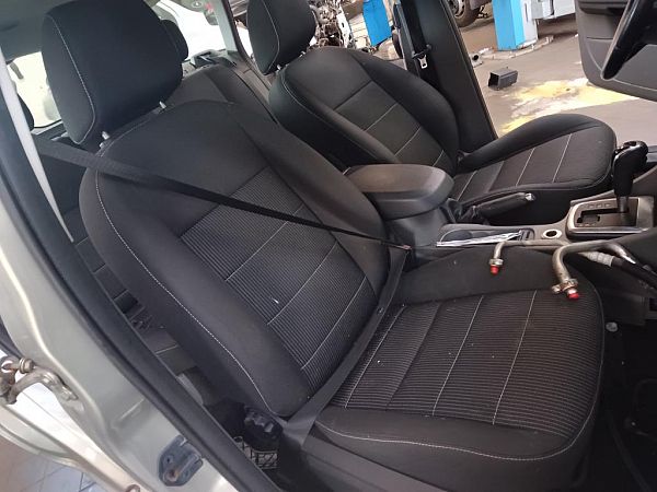 Front seats - 4 doors FORD FOCUS II Station Wagon (DA_, FFS, DS)