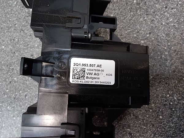 Commutateur de combinaison compl. SEAT ARONA (KJ7)