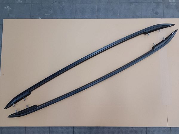 Roof shackle SEAT ARONA (KJ7)