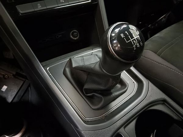 Skrzynia biegów 6-biegowa VW TOURAN (5T1)