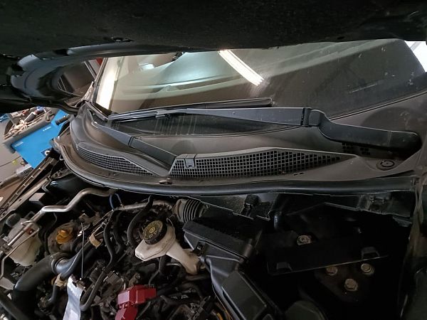 Ruitenwisser brug NISSAN QASHQAI II SUV (J11, J11_)