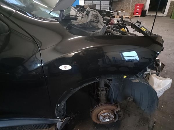 Błotnik przedni prawy NISSAN JUKE (F15)