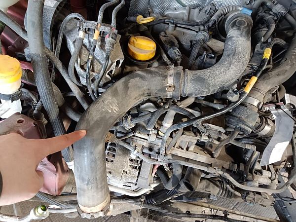 Turbo Ladeluftschlauch RENAULT CAPTUR I (J5_, H5_)