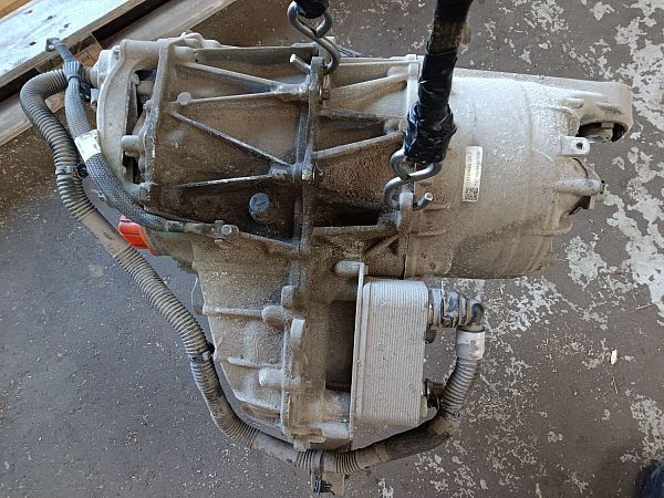 Elektromotor voor aandrijving TESLA MODEL 3 (5YJ3)