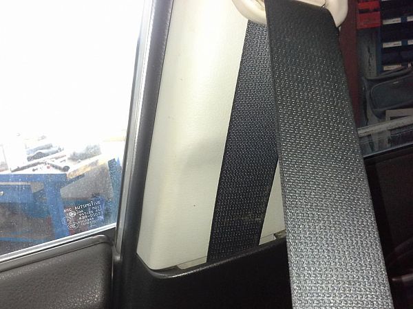 Seat belts - front SUZUKI GRAND VITARA II (JT, TE, TD)