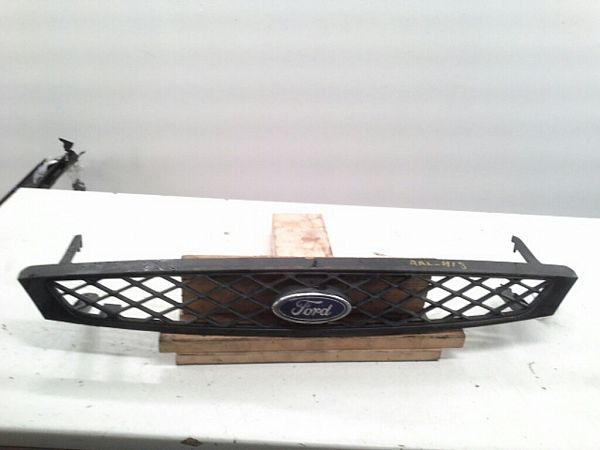 Front grid FORD FOCUS Turnier (DNW)