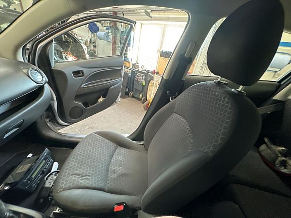 sièges avant 4 portes MITSUBISHI MIRAGE / SPACE STAR Hatchback (A0_A)