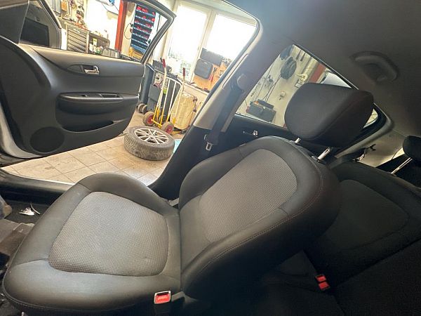 sièges avant 4 portes HYUNDAI i20 (PB, PBT)