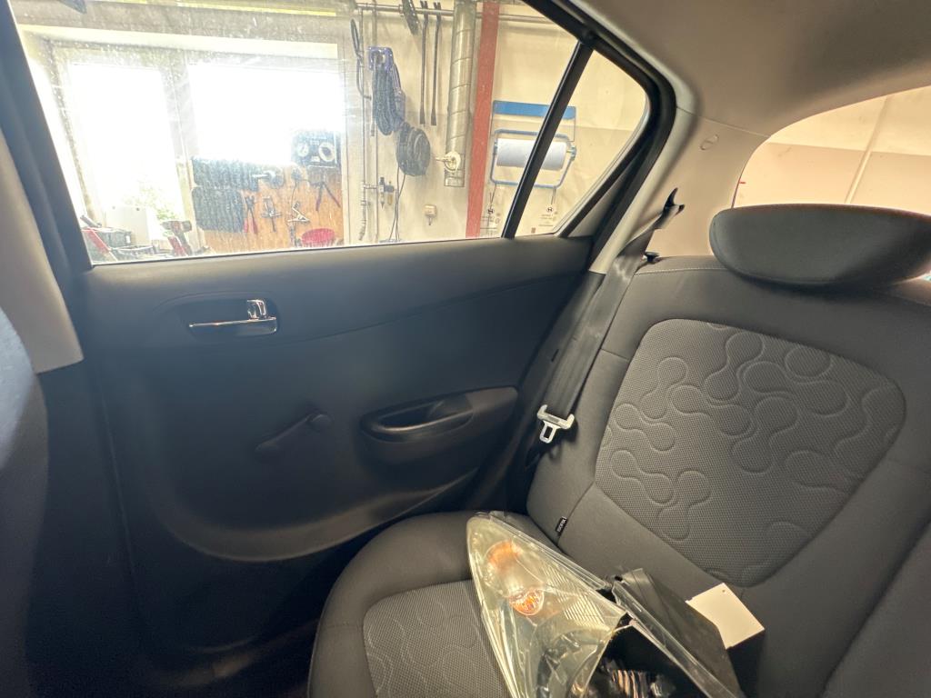 hyundai trajet isofix