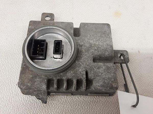 Xenon / led relæ AUDI A6 Avant (4F5, C6)
