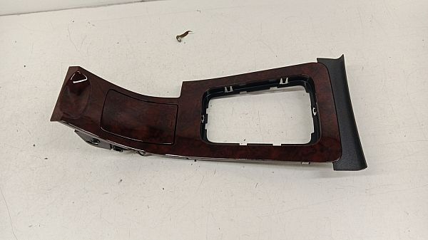 Gear shifter trim