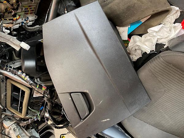 Glove compartment flap FORD FOCUS III Turnier