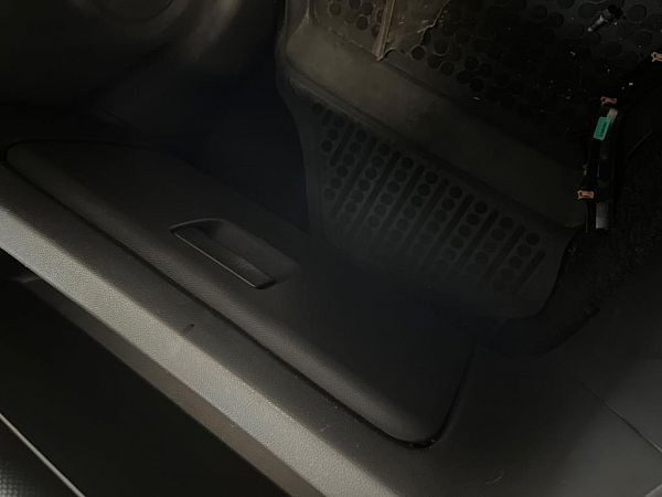 Glove compartment flap SUZUKI SPLASH (EX)