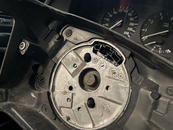 Airbag - frame ring BMW 5 (E39)