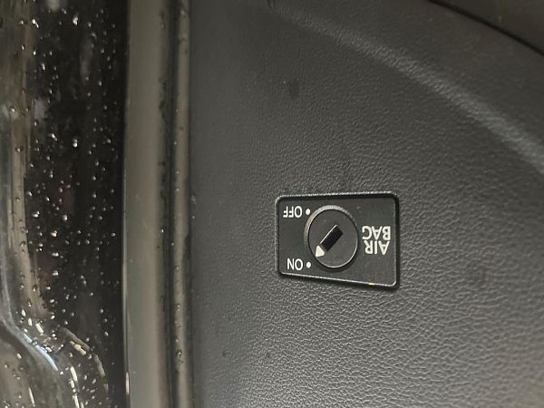 Airbag relæ VW UP (121, 122, BL1, BL2, BL3, 123)