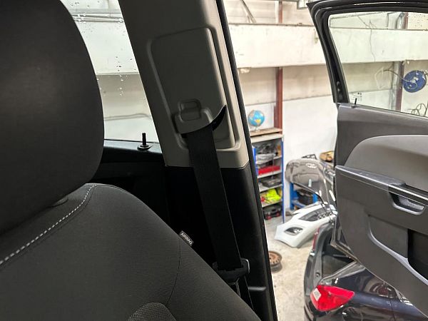 Seat belts - front CHEVROLET AVEO Hatchback (T300)
