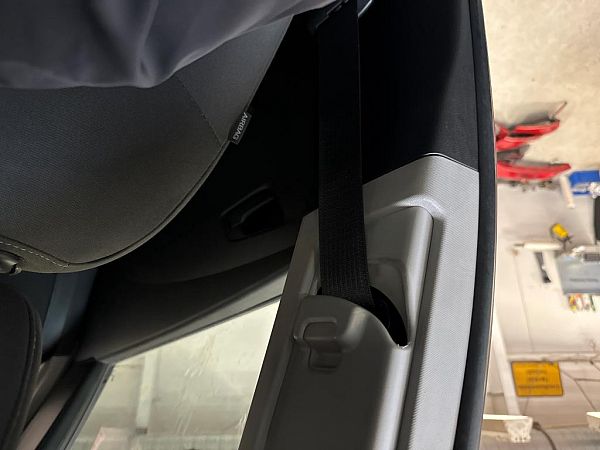 Seat belts - front CHEVROLET AVEO Hatchback (T300)