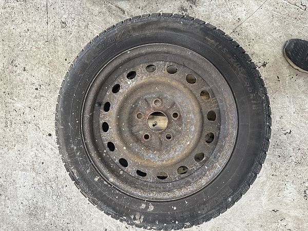 Fælge stål med dæk TOYOTA COROLLA Verso (ZER_, ZZE12_, R1_)