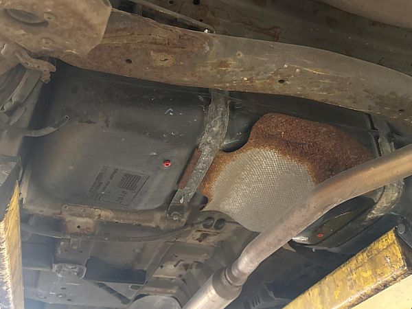 Tank ophangbeugel SUZUKI SX4 (EY, GY)