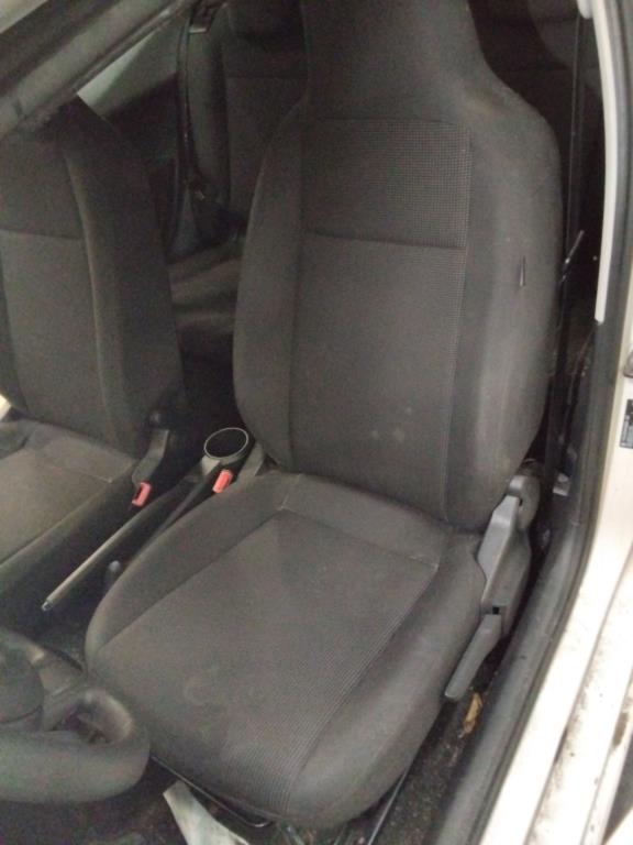 Vordersitze 2-türig VW UP (121, 122, BL1, BL2, BL3, 123)